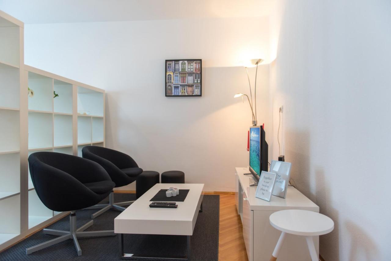 Apartman Melita Apartment Рийека Екстериор снимка