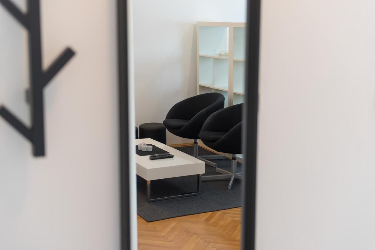 Apartman Melita Apartment Рийека Екстериор снимка